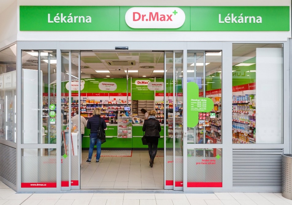 DR. MAX & DATEIO: LA FARMACIA SMART