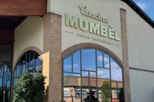 Linkedin_Post_Slider_1-1-e1763546780607