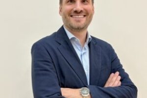 ROBERTO-LONGO-315×420